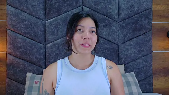 AnnieRouse__ live cam on StripChat