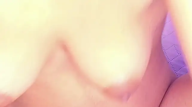 Paulina25_ live cam on StripChat