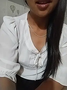Helen-nn live cam on StripChat