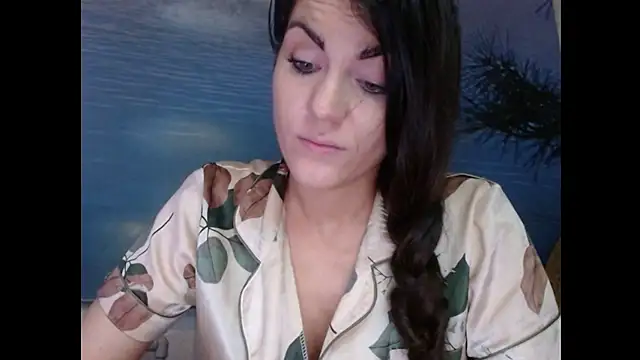 AliceTailor live cam on StripChat