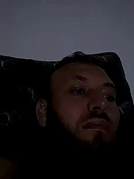 Bullock36 live cam on StripChat