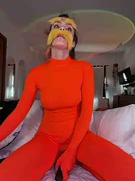 GennaJames live cam