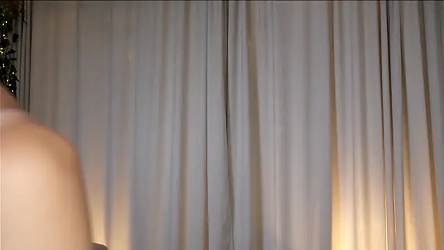 cindygarrison (F teen) - dance on a sofa