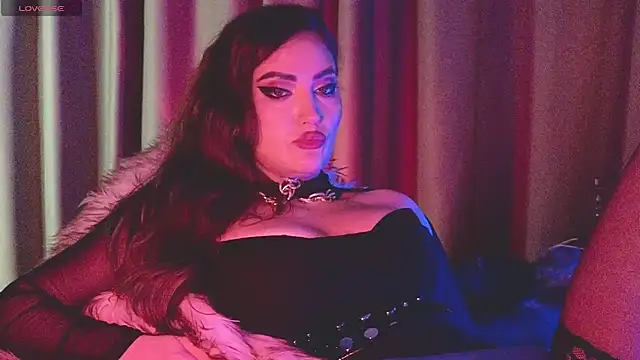 AliceJameson live cam on StripChat