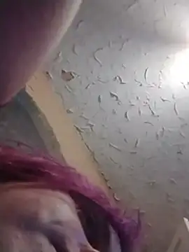 TWiSTYTheTwizted live cam on StripChat