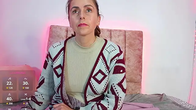 Ava_Raye live cam on StripChat