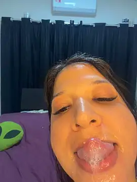 biadomebiadominatrix (Ask my age) - Blowjob/Boquete 5 Minu