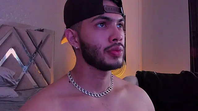Vincentblack live cam on StripChat