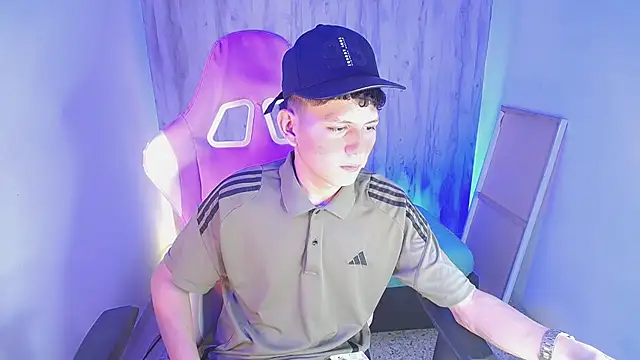 Hot_athletes_ live sex cam