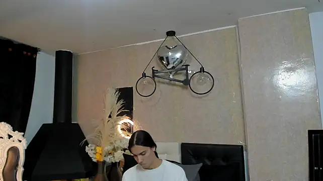 Modella: Almaazz