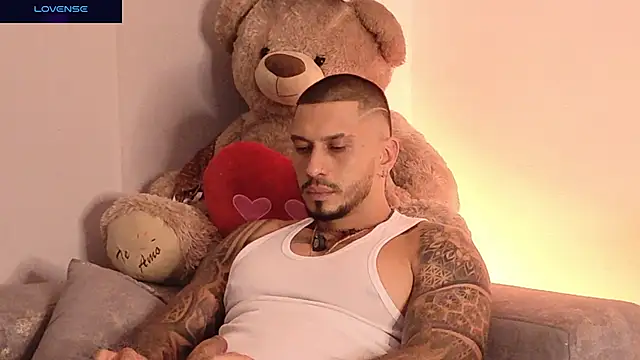 Seth_Vegaa live cam on StripChat