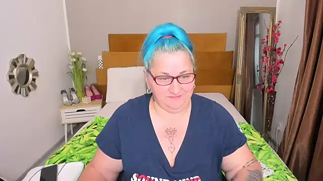 Sugarmommy_69X live cam on StripChat
