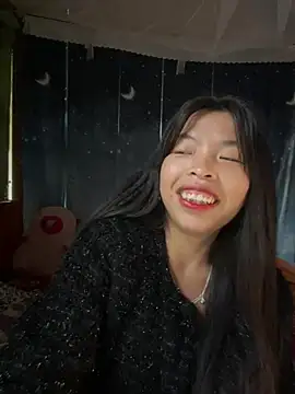 Hikomy- live cam on StripChat