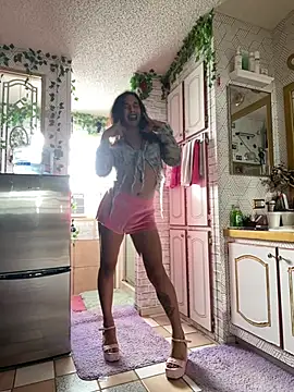 TranSexualJade95 live cam