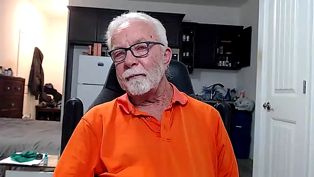 rockpoint69 live cam on StripChat