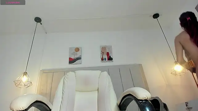 gime_lara live cam on StripChat