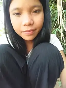 Hot_stuff-z live cam on StripChat