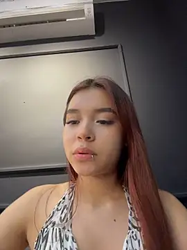Cata_vargas live cam on StripChat