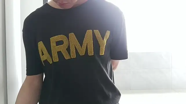 nole_china7 (Ask my age) - talk / fun / cum