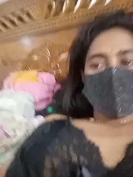 Softheart_97SN live cam on StripChat