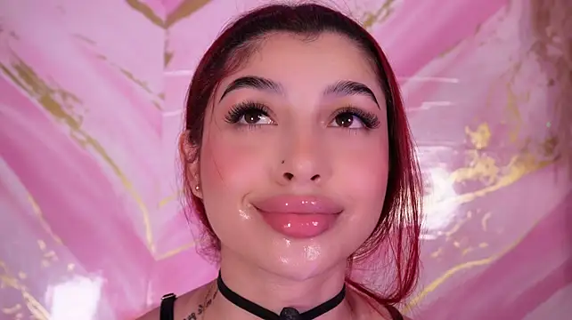 Scarlett-jones00 live cam on StripChat