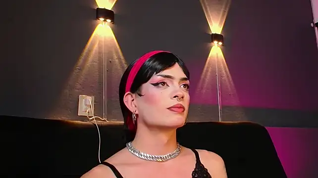 Taurito___ live cam on StripChat