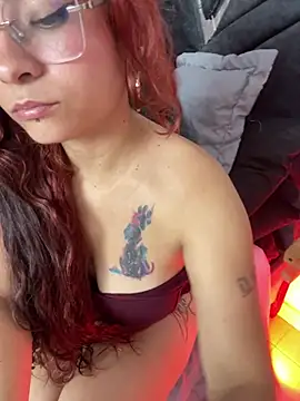 NikyFrequency live cam on StripChat