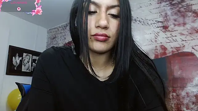 gigi_gilt_ live cam on StripChat