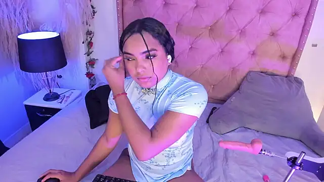 Catalleya_flower live cam on StripChat