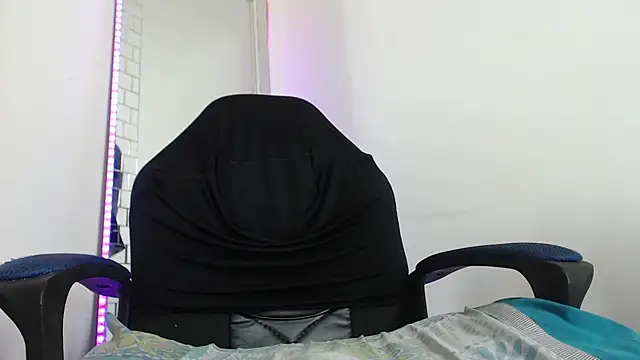 Nash_fit18 live cam on StripChat