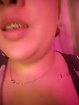 venuscopper live cam on StripChat