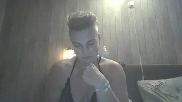 bicouple1992 (G milf) - Topless blowjob