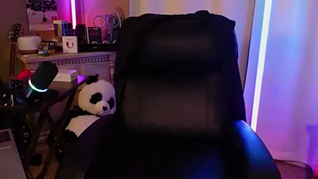 ghost11_11 (Ask my age) - Get In Doggy Position
