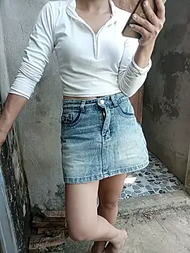 Thobaby112 live cam on StripChat