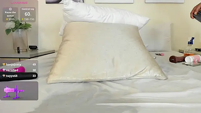 Celestte_Smith live cam on StripChat