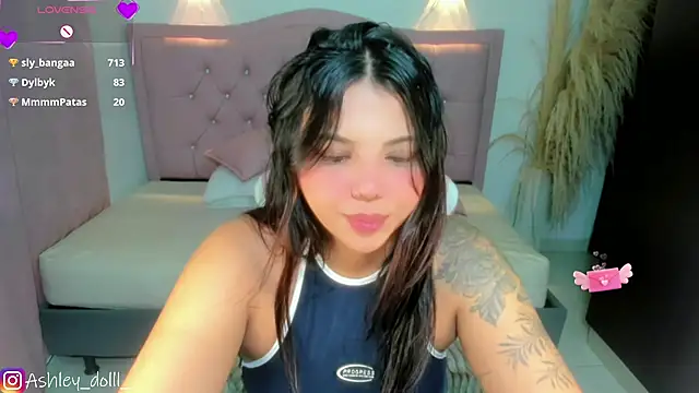 Ashley_dolll live cam on StripChat
