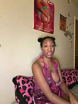 LeBimbo live cam on StripChat