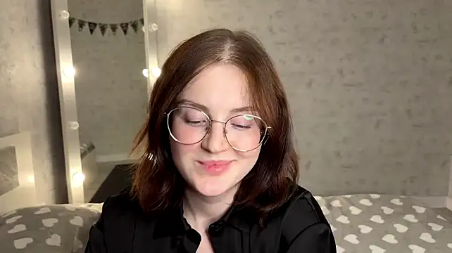 FakeLamb live cam on StripChat