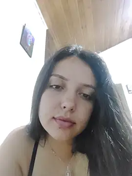 Bella_Karoline