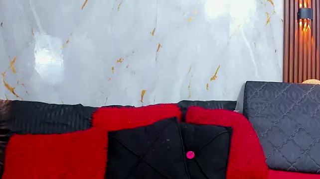 loliss_sh live cam on StripChat