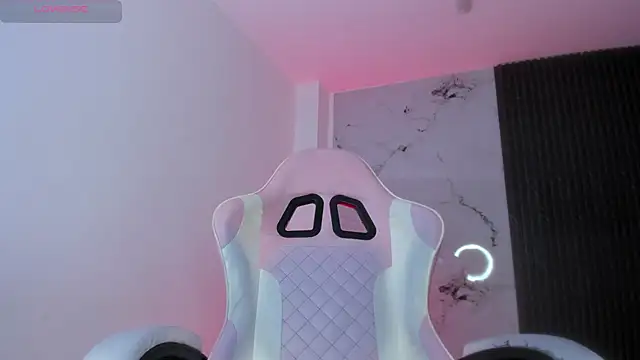 chloemuaak (T teen) - Get naked <3