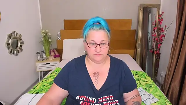 Sugarmommy_69X live cam on StripChat
