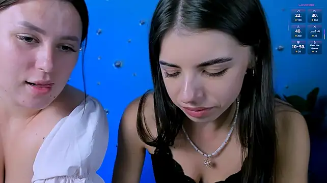 luna_noct live cam on StripChat