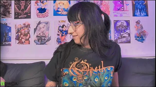 snowblack_ live cam on StripChat