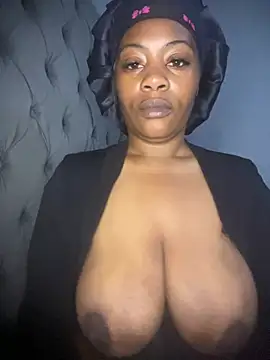 thethicktities live cam