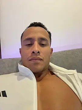 Jean_Prime live cam on StripChat
