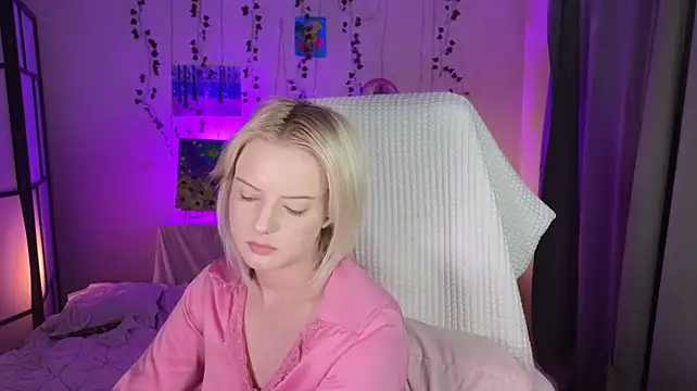 ImBonBon live cam on StripChat