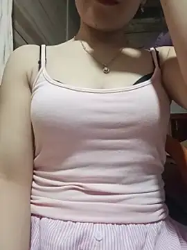 LucyyLy live cam on StripChat