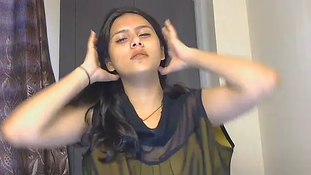 naira_fit (F young) - ak din ma hone vale goal show full body