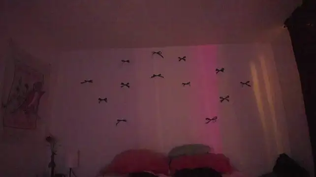 Alessamoth live cam on StripChat